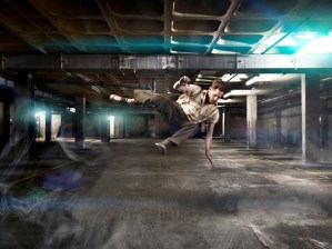 drowned_man_performer-paul_zivkovich_photo_perou